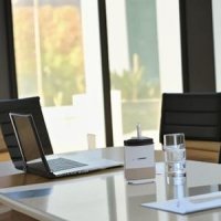 Конкурс по 223-ФЗ: как документально подтвердить привлечение сторонних специалистов с необходимыми аттестатами? Какие «бумаги» принимает комиссия, чтобы поверить, что вы привлечёте сторонних специалистов с нужными аттестатами