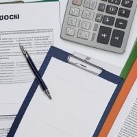 Нужно ли прикладывать лицензии/допуски в составе второй части заявки, если это не указано в документации?