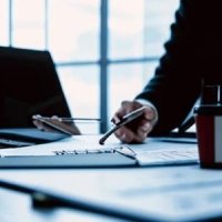 Нужно ли учитывать баллы для офисной бумаги, если она под запретом в Приложении 1 ПП РФ № 1875, а в реестре баллы не указаны